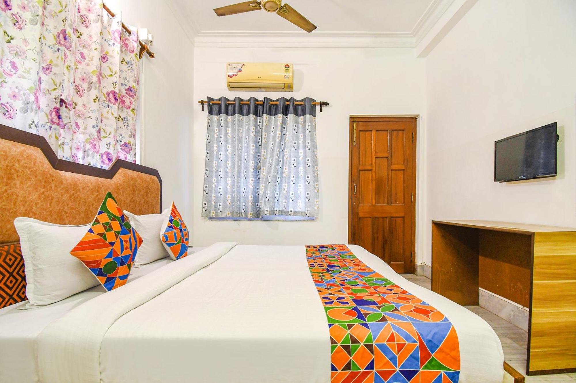 Fabexpress Astoria House Hotell Calcutta Exteriör bild